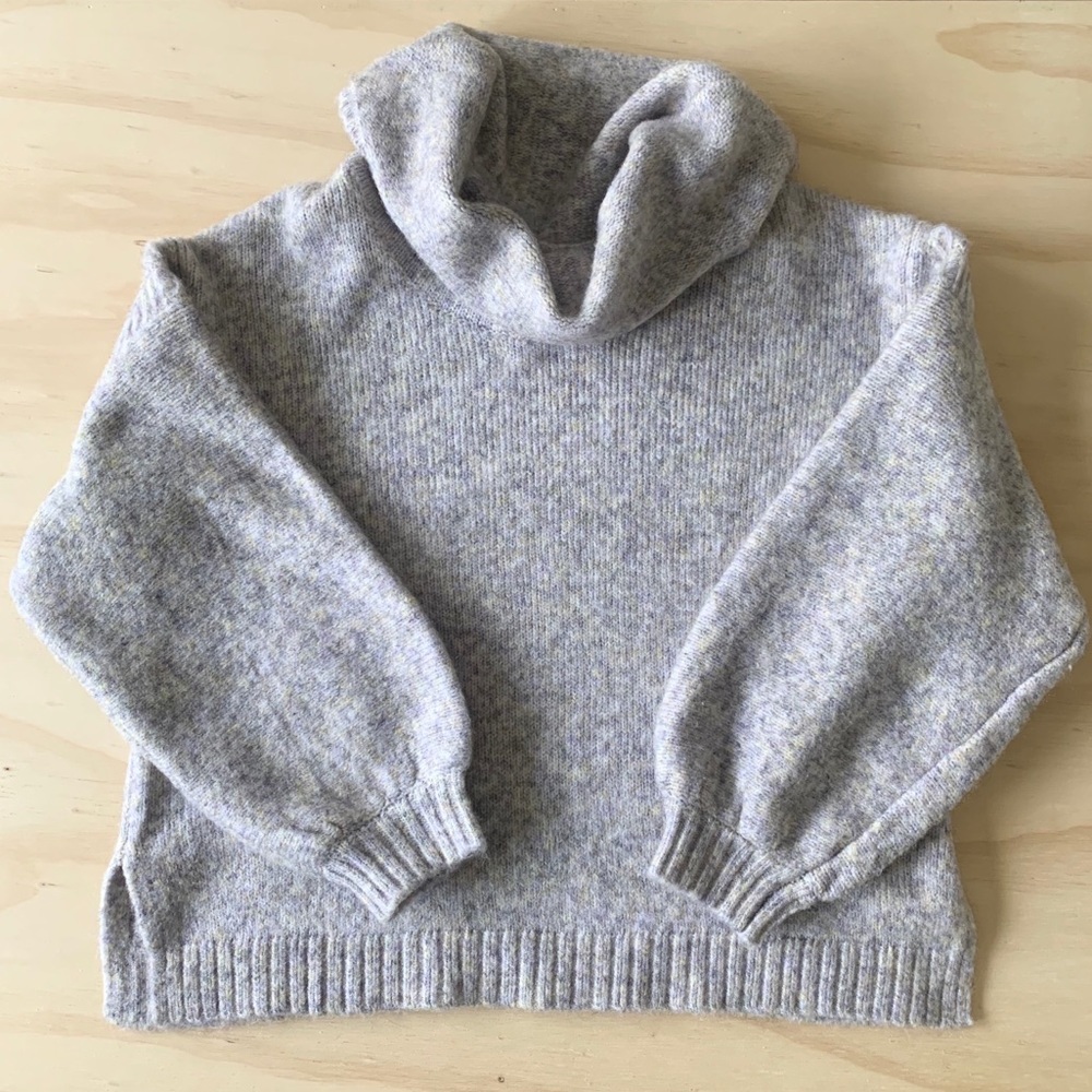Max Edition Turtle Neck Sweater